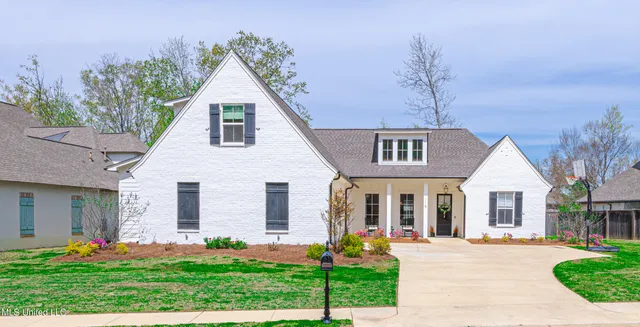 $585,000 | 118 Camden Way, Madison, MS 39110