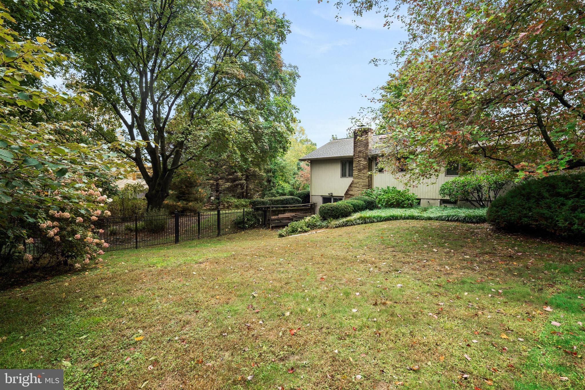 8 Lambert Lane Robbinsville, NJ 08691 - Photo 31 of 33 View