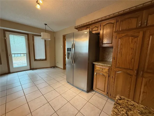 $275,000 | 3605 Northwest Dogwood Drive, Blue Springs, MO 64015