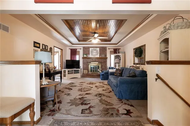 $275,000 | 3605 Northwest Dogwood Drive, Blue Springs, MO 64015