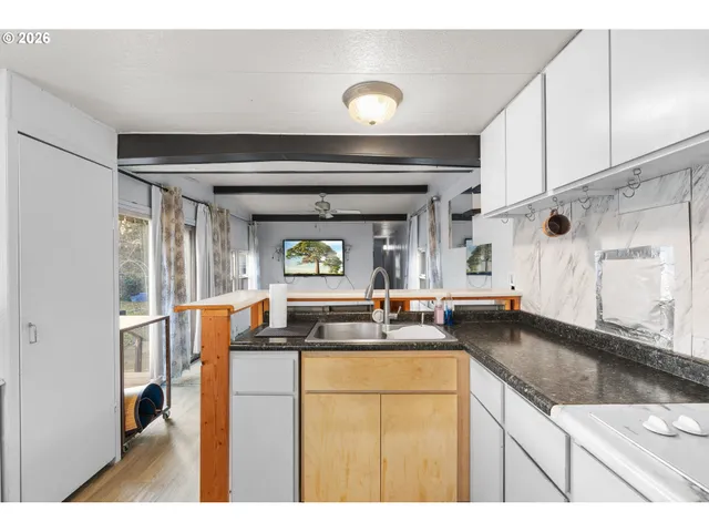 $69,900 | 8039 Southeast Monterey Avenue, Unit 38, Milwaukie, OR 97222