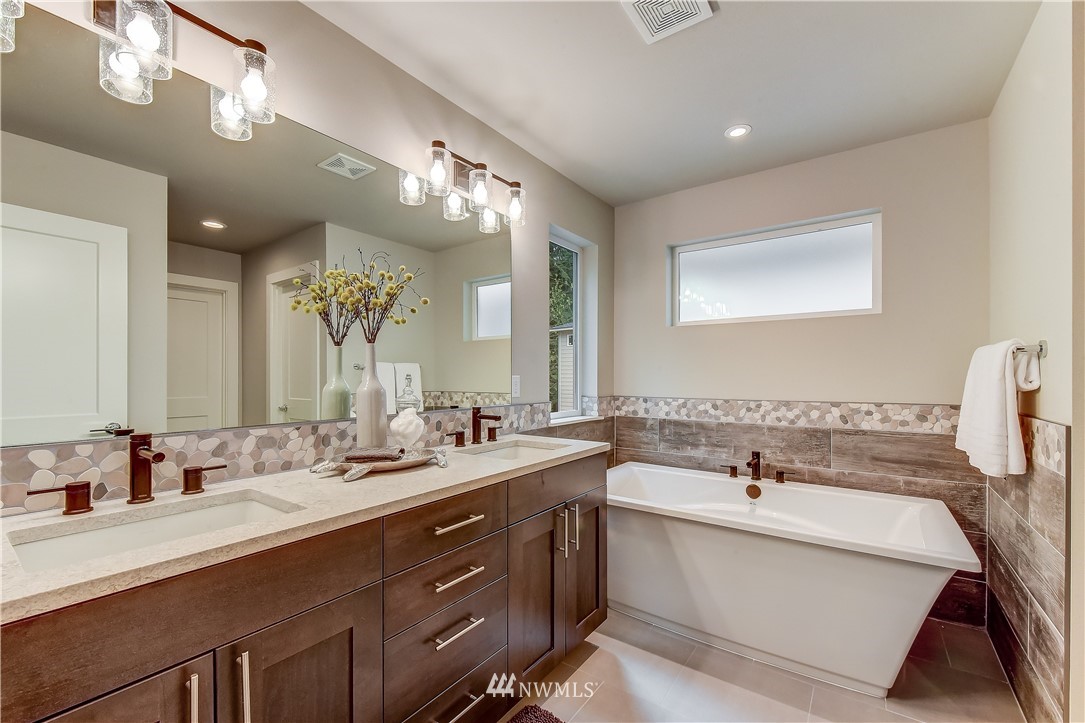 22819 23rd Avenue Southeast, Unit 9 Bothell, WA 98021 - Photo 12 of 20
