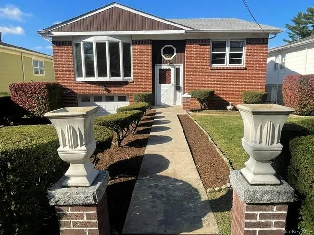 $849,000 | 183 Hudson Terrace, Yonkers, NY 10701