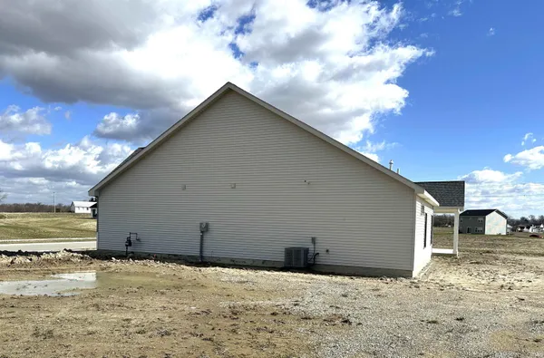 $469,900 | 11177 Winter Quarters Pass, Fort Wayne, IN 46818