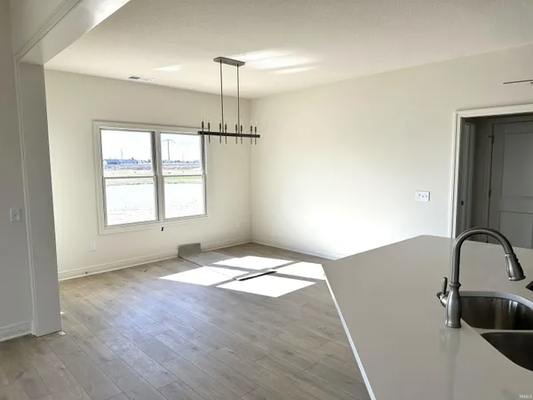 $469,900 | 11177 Winter Quarters Pass, Fort Wayne, IN 46818
