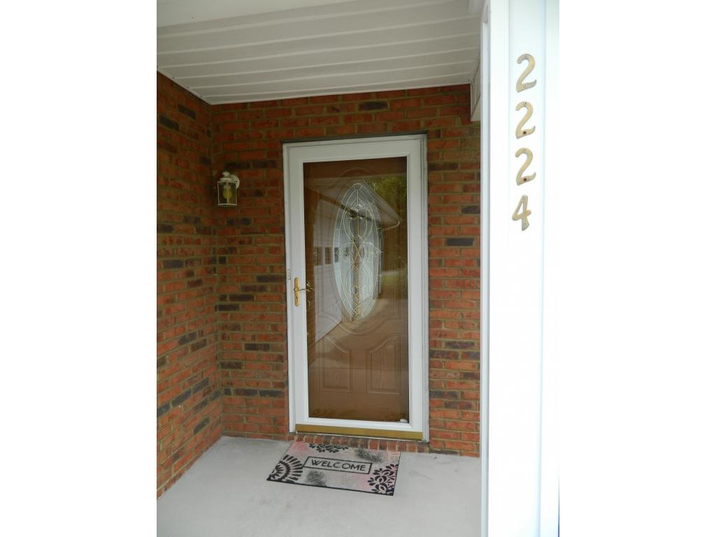 2224 Pendragon Road Kingsport, TN 37660 - Photo 2 of 25 Front Entrance