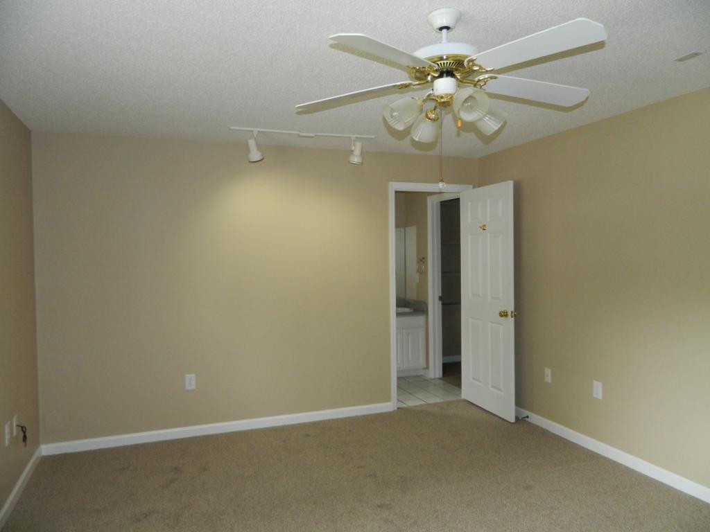 2224 Pendragon Road Kingsport, TN 37660 - Photo 12 of 25 Master Bedroom