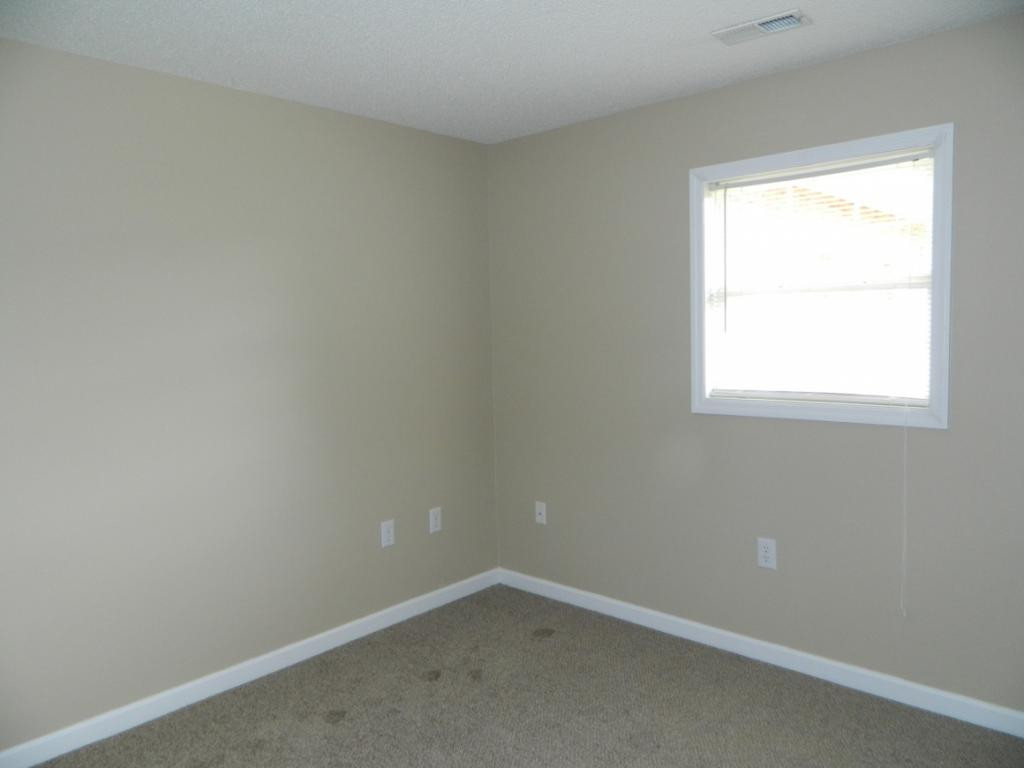 2224 Pendragon Road Kingsport, TN 37660 - Photo 18 of 25 Bedroom 3