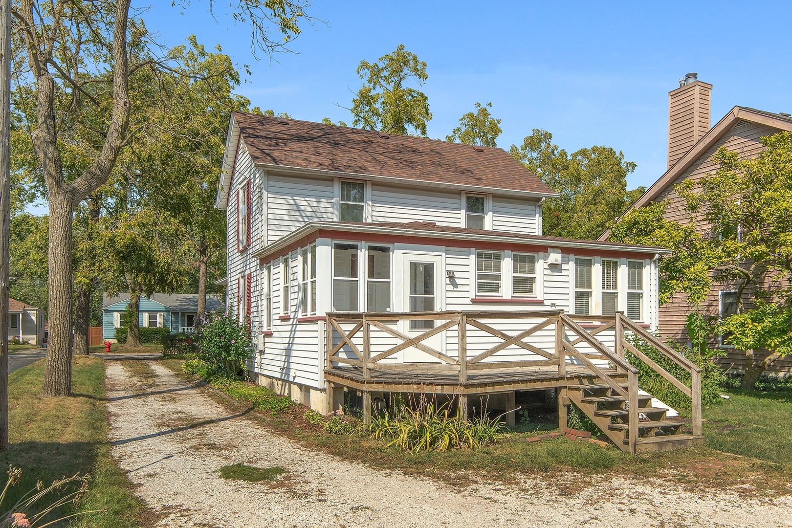 1525 Burr Oak Road Homewood, IL 60430 - Photo 18 of 20 a front view of a house with a porch