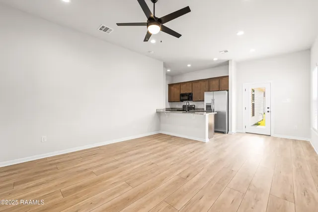 $1,700 | Undisclosed Address, Carencro, LA 70520