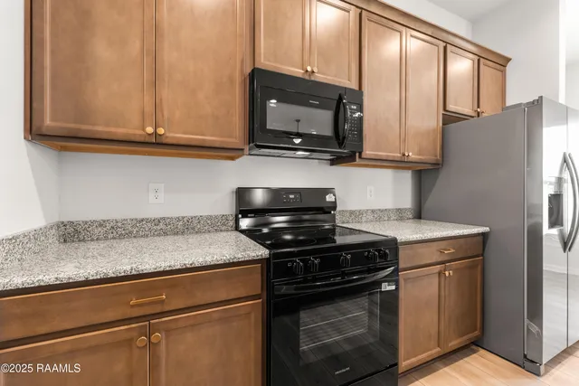 $1,700 | Undisclosed Address, Carencro, LA 70520