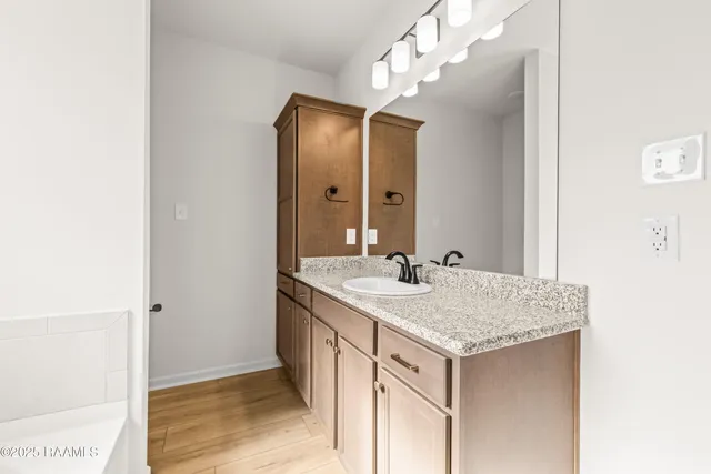 $1,700 | Undisclosed Address, Carencro, LA 70520