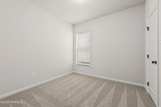 $1,700 | Undisclosed Address, Carencro, LA 70520