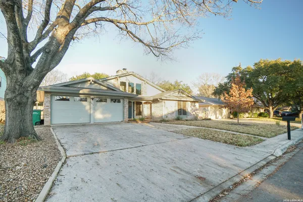 $2,300 | 14134 Oakland Mills Street, San Antonio, TX 78231