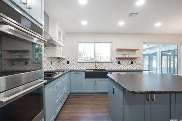 $2,300 | 14134 Oakland Mills Street, San Antonio, TX 78231
