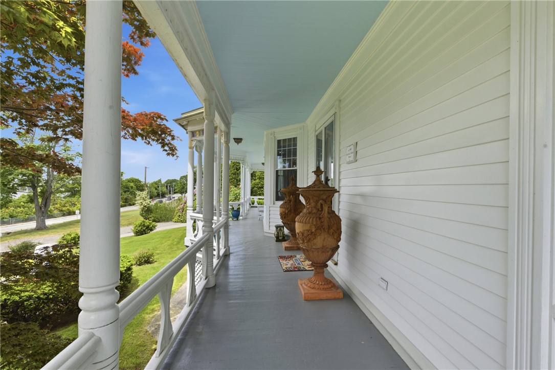1660 Main Road Tiverton, RI 02878 - Photo 6 of 50