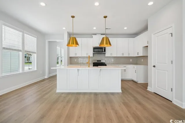 $426,130 | 2523 Hillbourne Loop, North Myrtle Beach, SC 29582