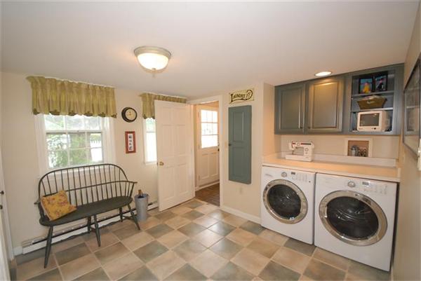 4 Lovejoy Road Andover, MA 01810 - Photo 24 of 30 Gallery Image 24
