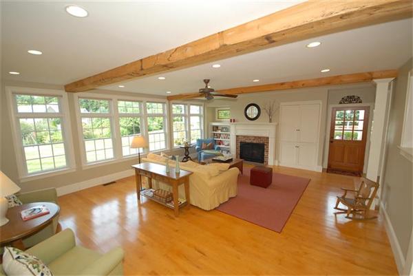 4 Lovejoy Road Andover, MA 01810 - Photo 7 of 30 Gallery Image 7