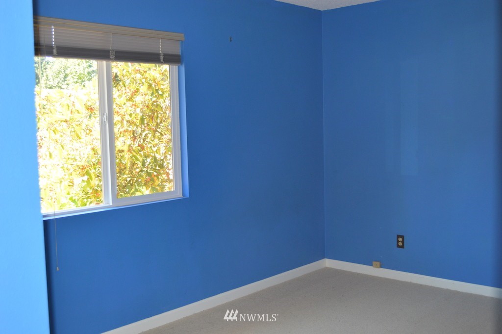 14620 Southeast 142nd Street Renton, WA 98059 - Photo 9 of 23