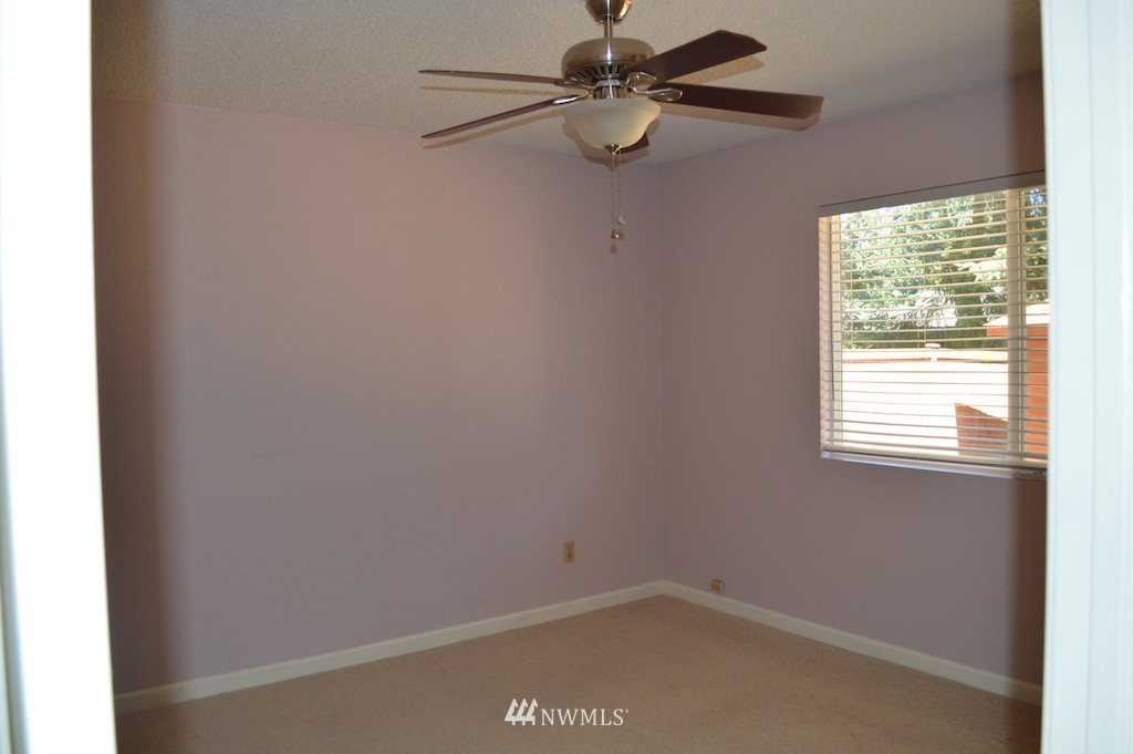 14620 Southeast 142nd Street Renton, WA 98059 - Photo 10 of 23