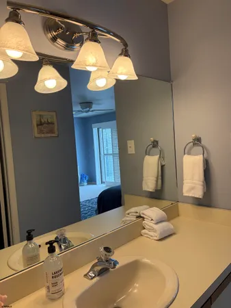 $17,500 | 2 North Frontenac Avenue, Margate City, NJ 08402