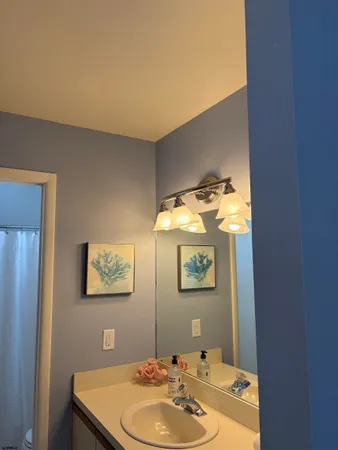 $17,500 | 2 North Frontenac Avenue, Margate City, NJ 08402