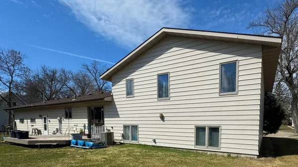 $289,500 | 325 South Ash Street, Crookston, MN 56716