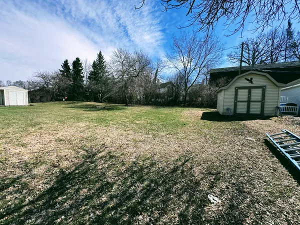 $289,500 | 325 South Ash Street, Crookston, MN 56716