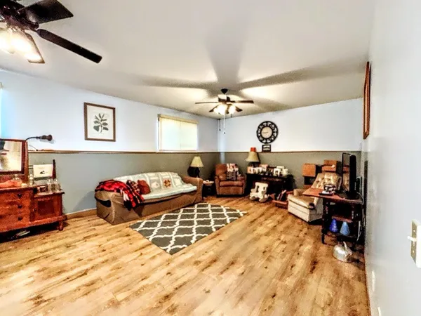 $289,500 | 325 South Ash Street, Crookston, MN 56716