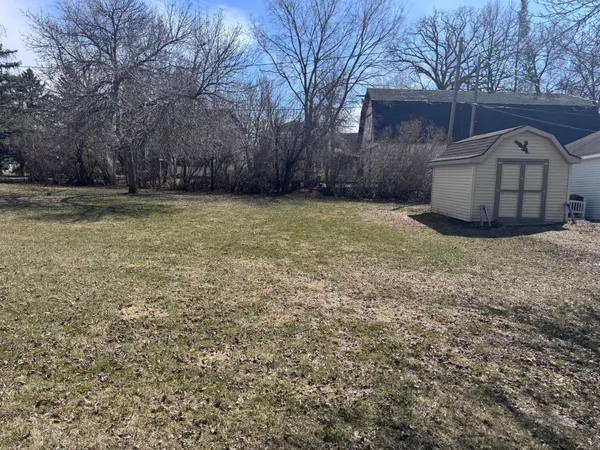 $289,500 | 325 South Ash Street, Crookston, MN 56716