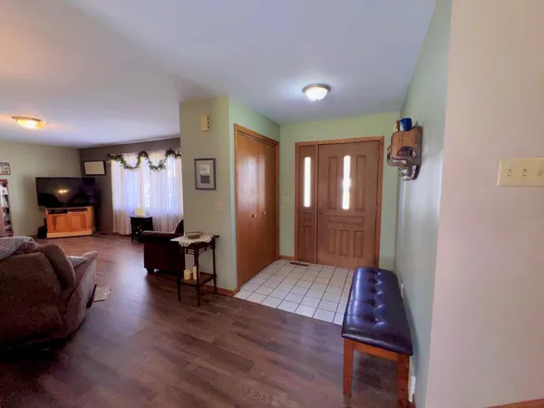 $289,500 | 325 South Ash Street, Crookston, MN 56716