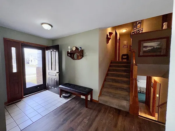 $289,500 | 325 South Ash Street, Crookston, MN 56716