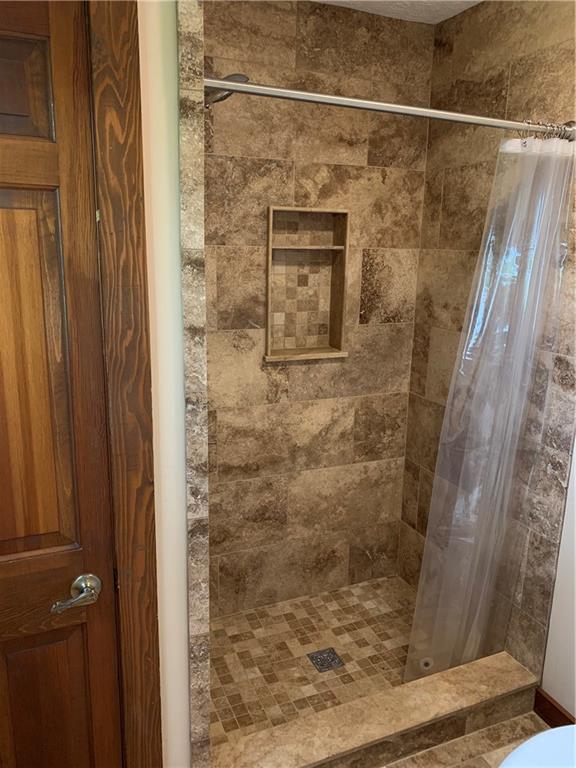 8020 Mathews Road Indianapolis, IN 46259 - Photo 23 of 42 Gallery Image 23