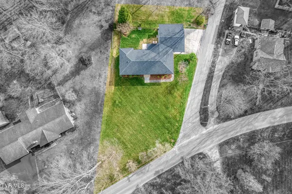 $329,000 | 837 Parkway Boulevard, Elizabethton, TN 37643