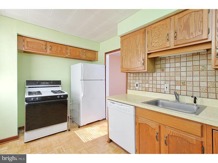 17 Holly Street Clementon, NJ 08021 - Photo 9 of 12
