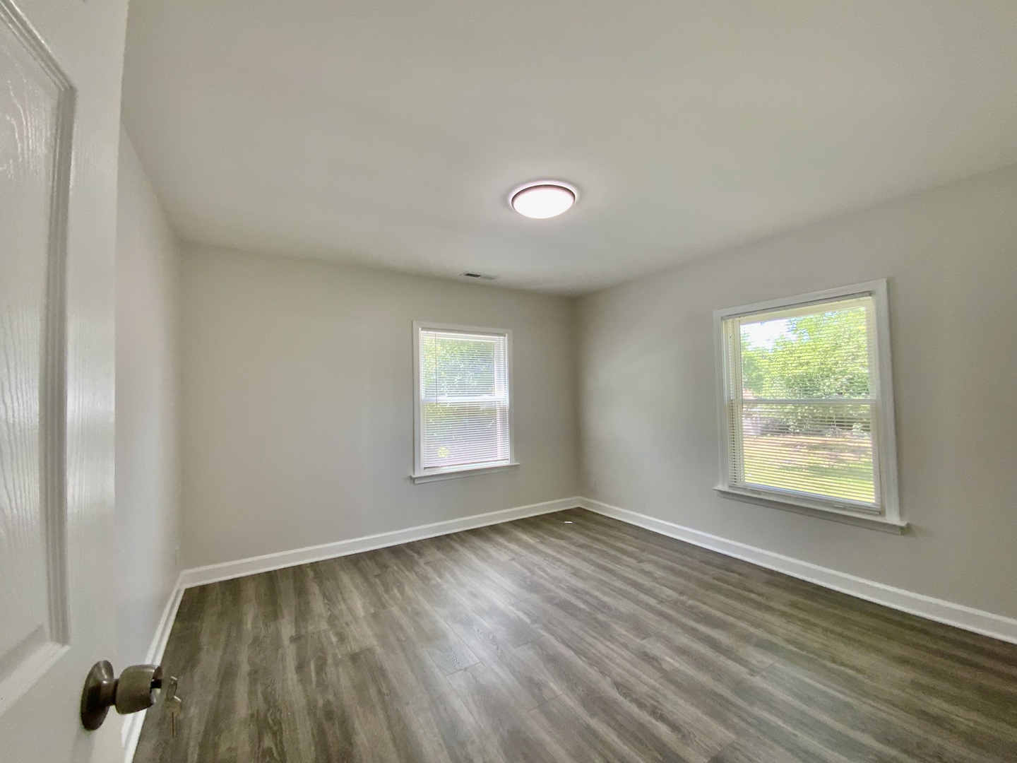 340 Sanders Road Northbrook, IL 60062 - Photo 13 of 16