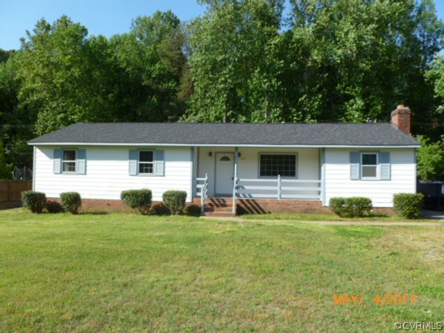 160 Arkwright Road North Chesterfield, VA 23236 - Photo 1 of 10 a view of a house with a backyard
