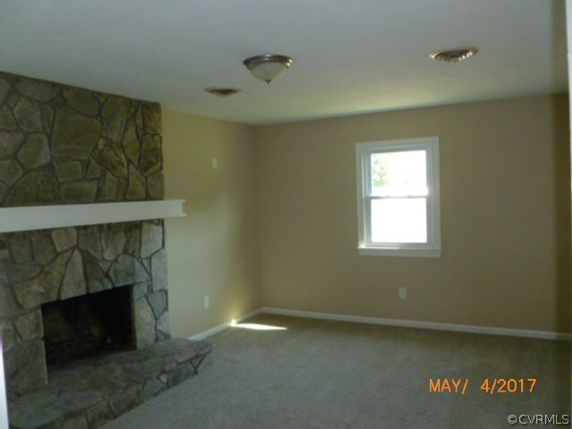 160 Arkwright Road North Chesterfield, VA 23236 - Photo 6 of 10 a view of an empty room with a fireplace