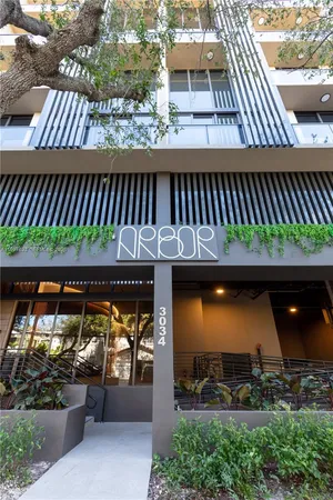 $3,767,400 | 3034 Oak Avenue, Unit 504, Coconut Grove, FL 33133