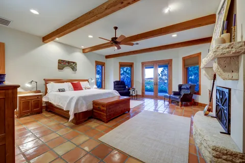 $4,500,000 | 19586 Sandcastle Drive, Spicewood, TX 78669