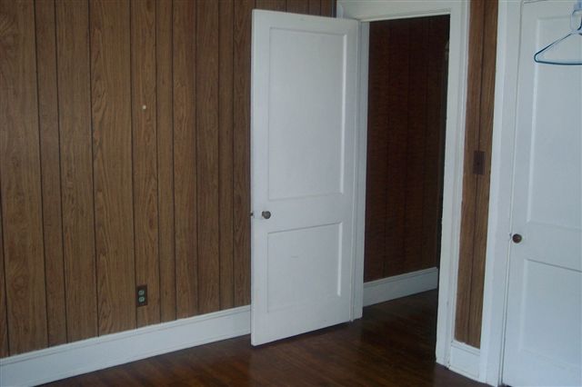 407 1/2 Perry Road Greenville, SC 29609 - Photo 5 of 14 Gallery Image 5