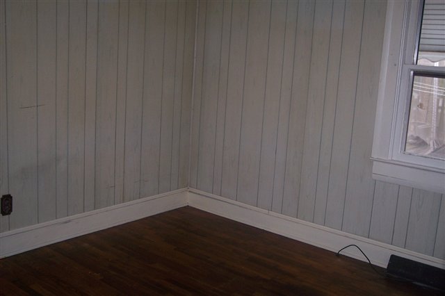 407 1/2 Perry Road Greenville, SC 29609 - Photo 7 of 14 Gallery Image 7