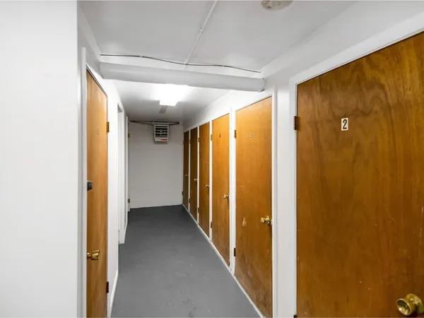 $300,000 | 297 College Street, Unit 4C, Burlington, VT 05401