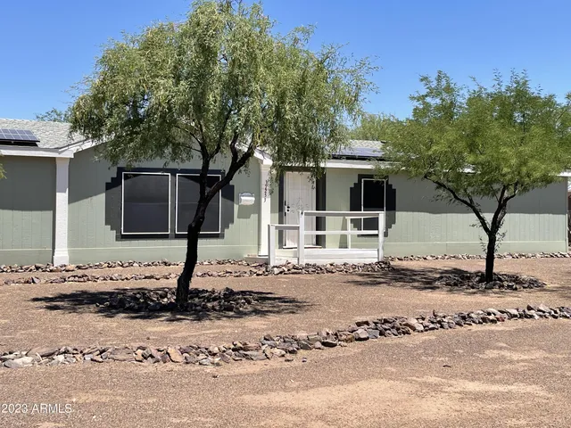 a view of a terrace view