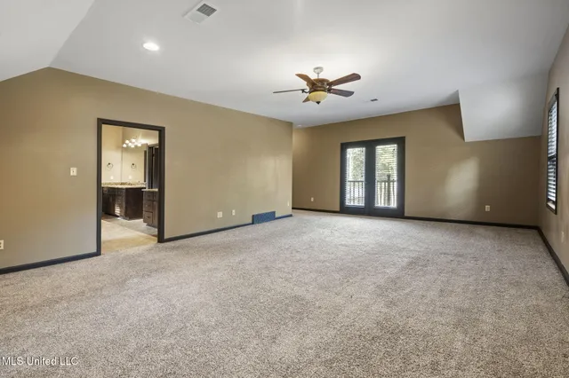 $670,000 | 1088 South Red Banks Road, Byhalia, MS 38611