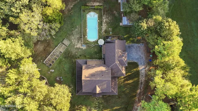 $670,000 | 1088 South Red Banks Road, Byhalia, MS 38611