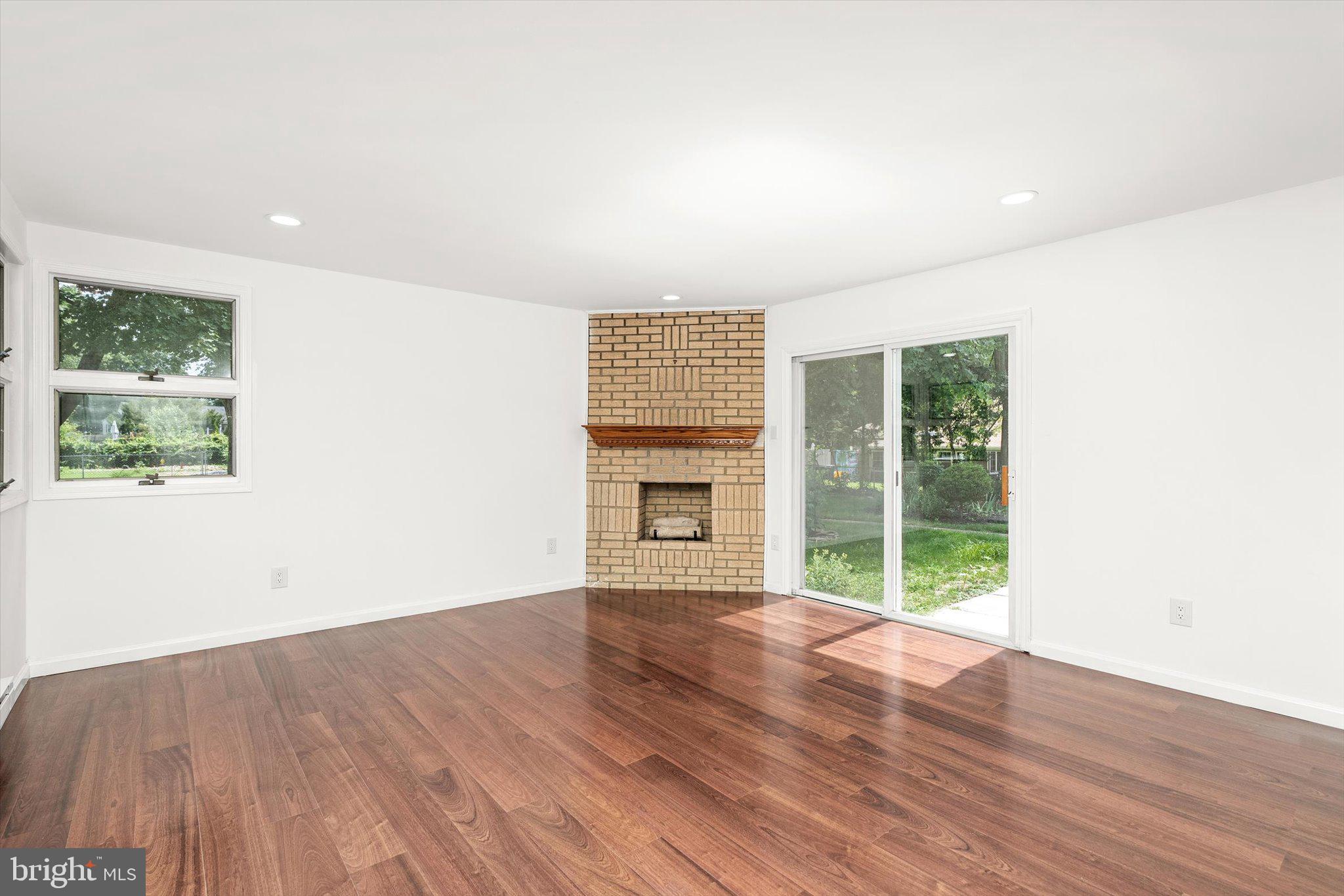 583 Edinburg Road Trenton, NJ 08619 - Photo 15 of 38