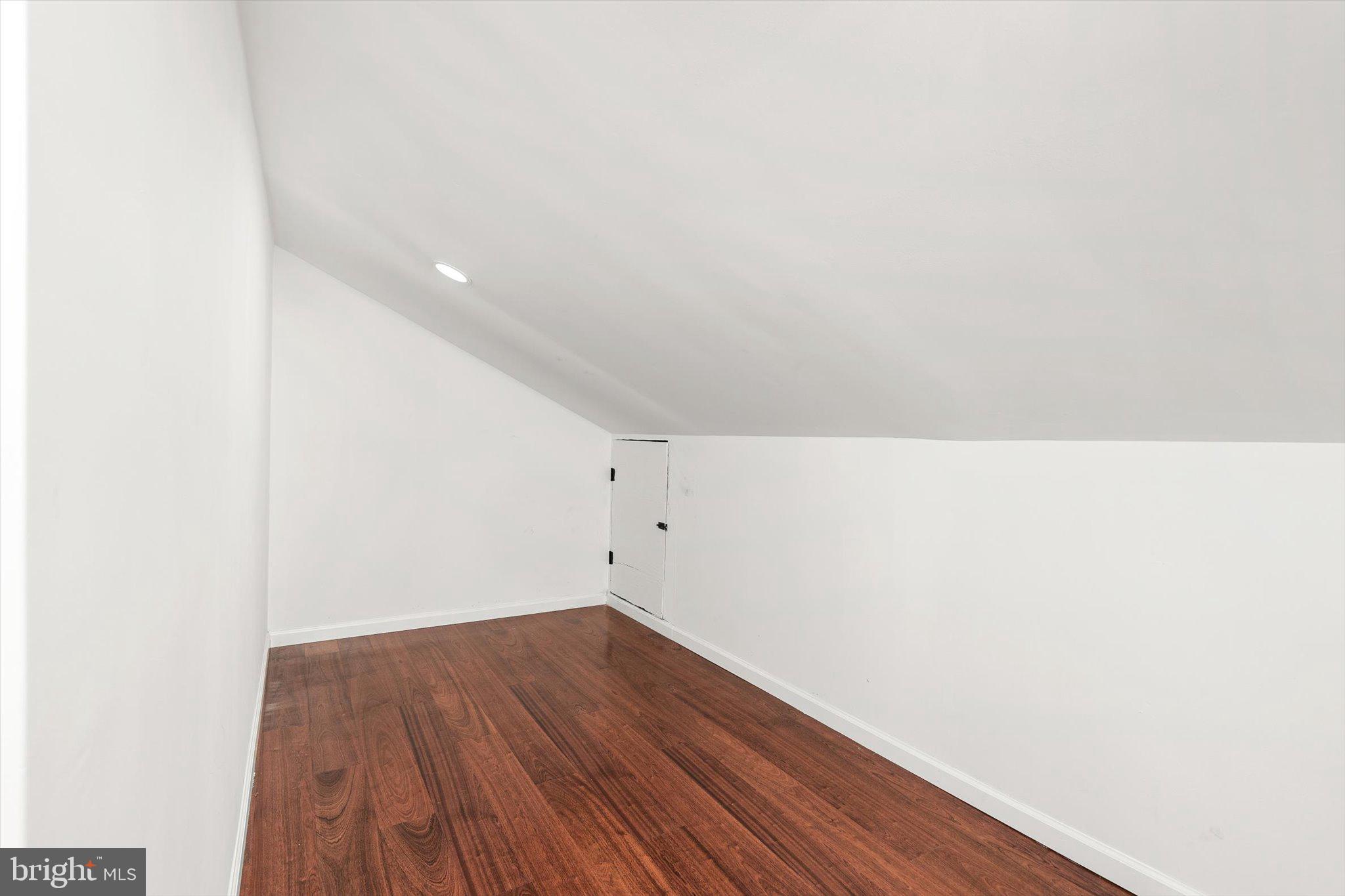 583 Edinburg Road Trenton, NJ 08619 - Photo 24 of 38