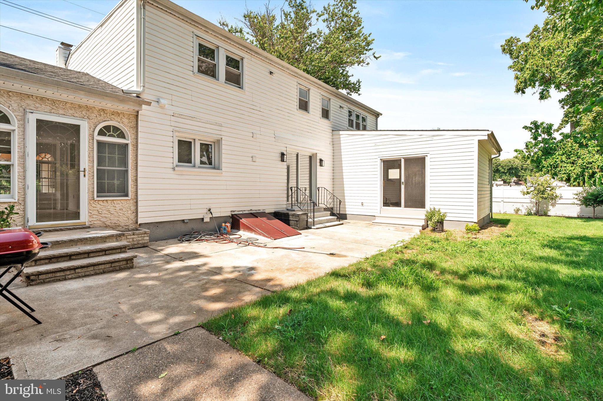 583 Edinburg Road Trenton, NJ 08619 - Photo 33 of 38